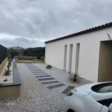 Villa Moderne Avec Piscine A 5 Mn De Carcassonne *